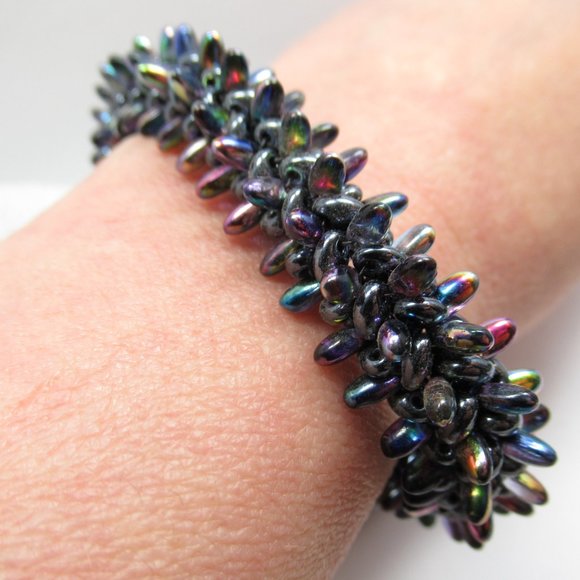 Hand woven Spiky bracelet - Picture 6 of 10